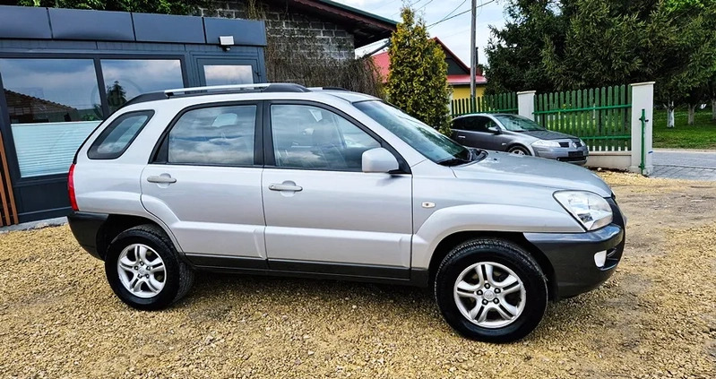 Kia Sportage cena 17500 przebieg: 199000, rok produkcji 2005 z Łapy małe 704